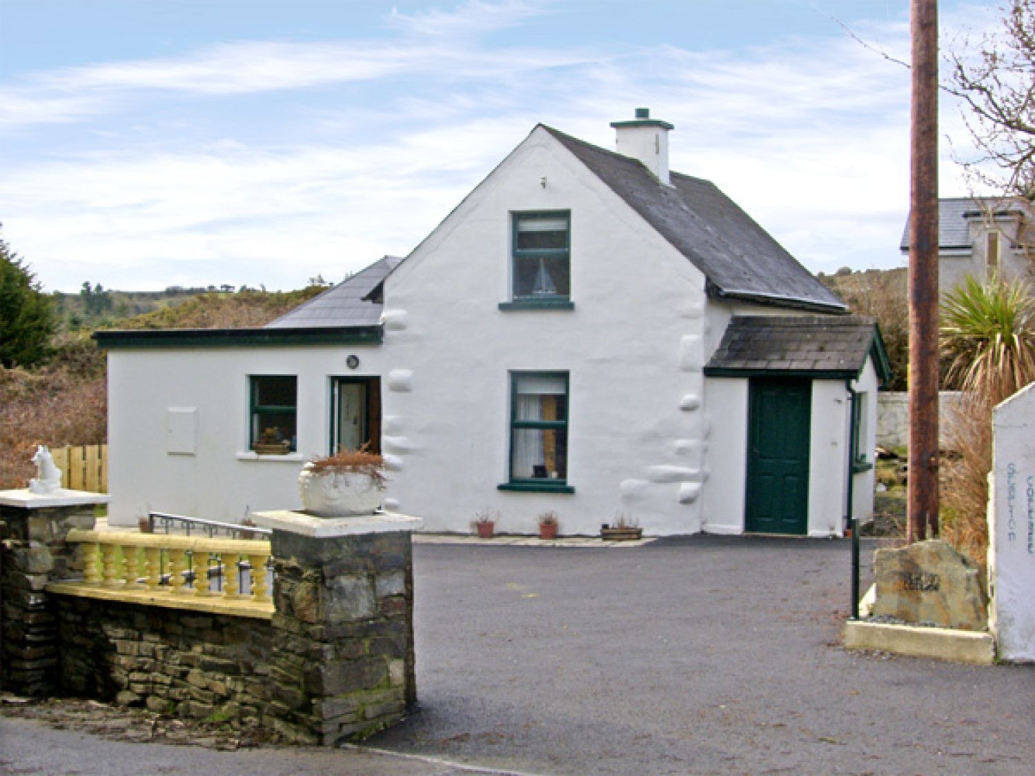 Radio stations cottages in cornwall