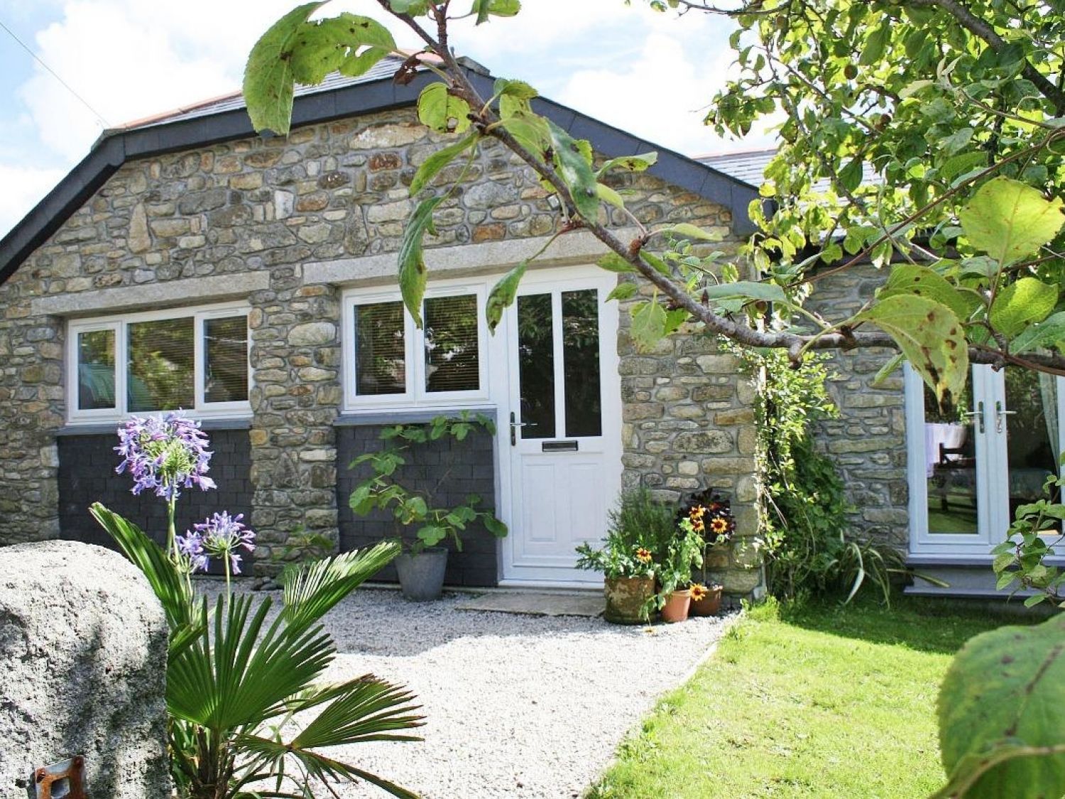 Honeysuckle Cottage Helston Ashton Cornwall Self Catering