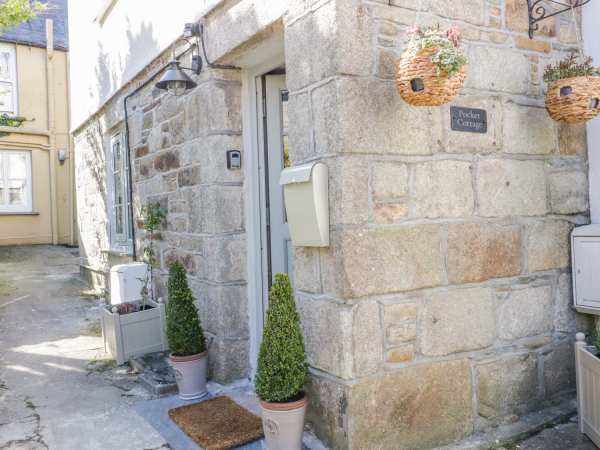 Pocket Cottage St Columb Major Cornwall Self Catering - 