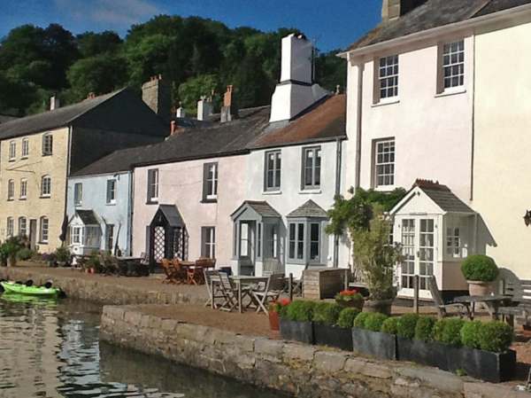 berry cottage dittisham devon